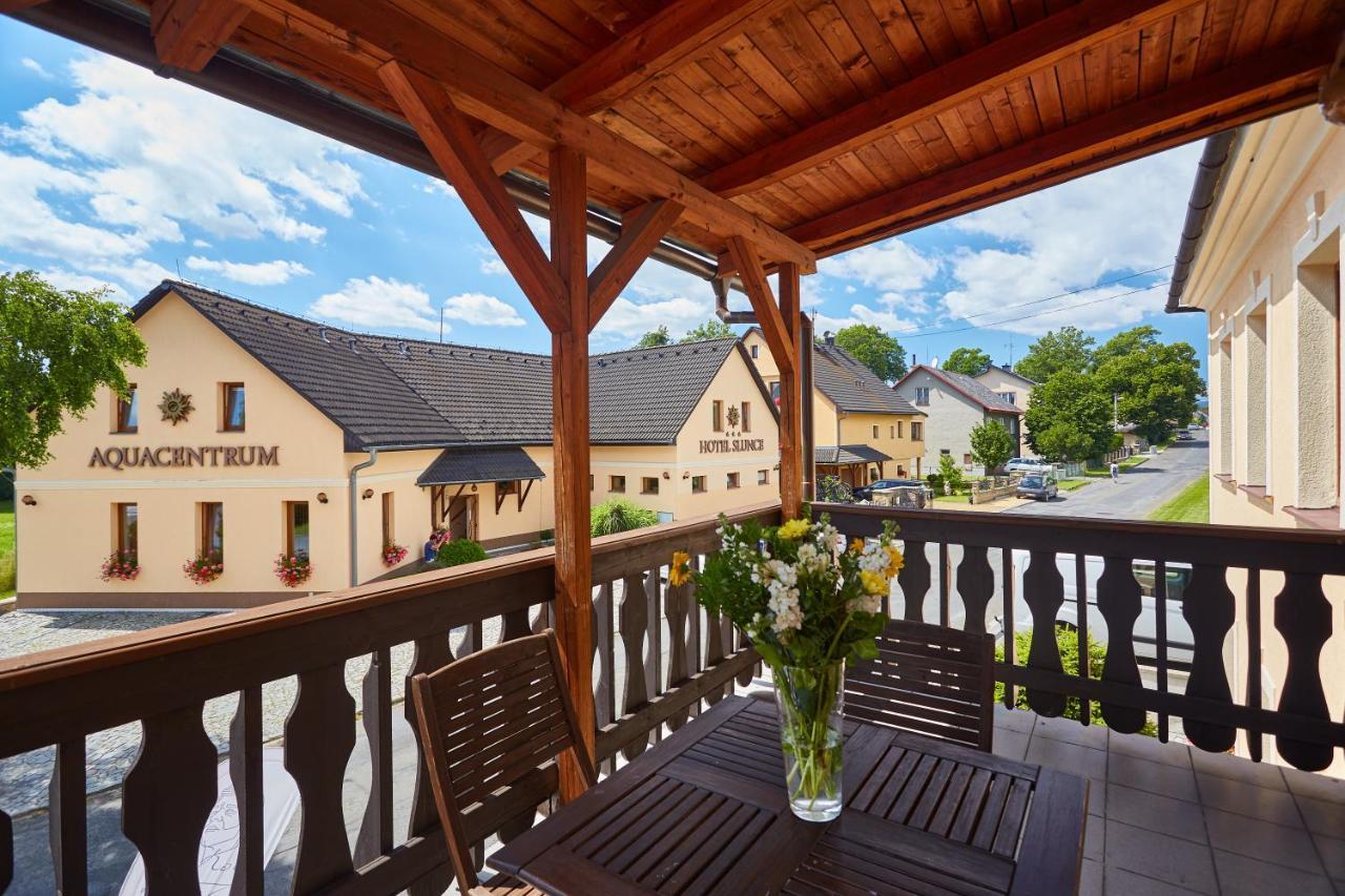 Hotel Slunce Рымаров Экстерьер фото